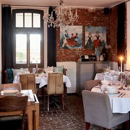 Bed & Breakfast Gasterie Lieve Hemel 4*