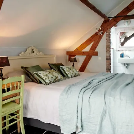 Bed & Breakfast Gasterie Lieve Hemel 4*